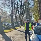 Żorscy policjanci zatrzymali poszukiwanego 37-latka i odzyskali skradzione auto