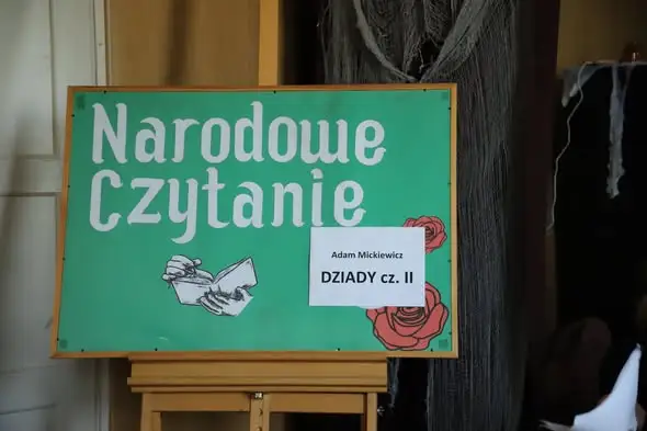 Narodowe Czytanie w Szkole dla Was – „Dziady” Mickiewicza na szkolnej scenie
