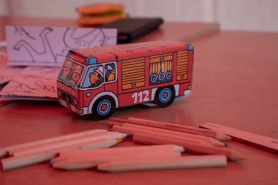 Pierwszoklasiści z wizytą w OSP Rowień – Dzień Chłopaka pełen wrażeń
